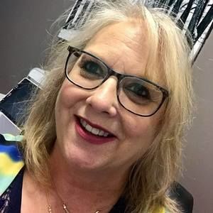 Meet your Posher, Annette